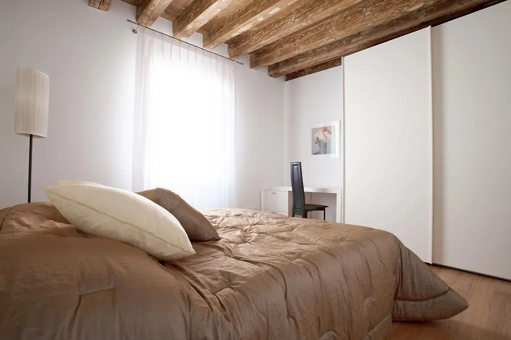The Lion'S House Apt3 Apartment Venice 0*,