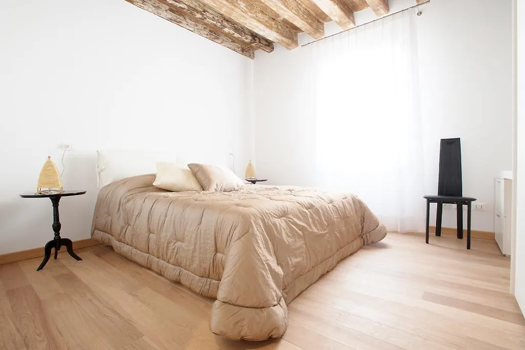 The Lion'S House Apt3 Apartment Venice