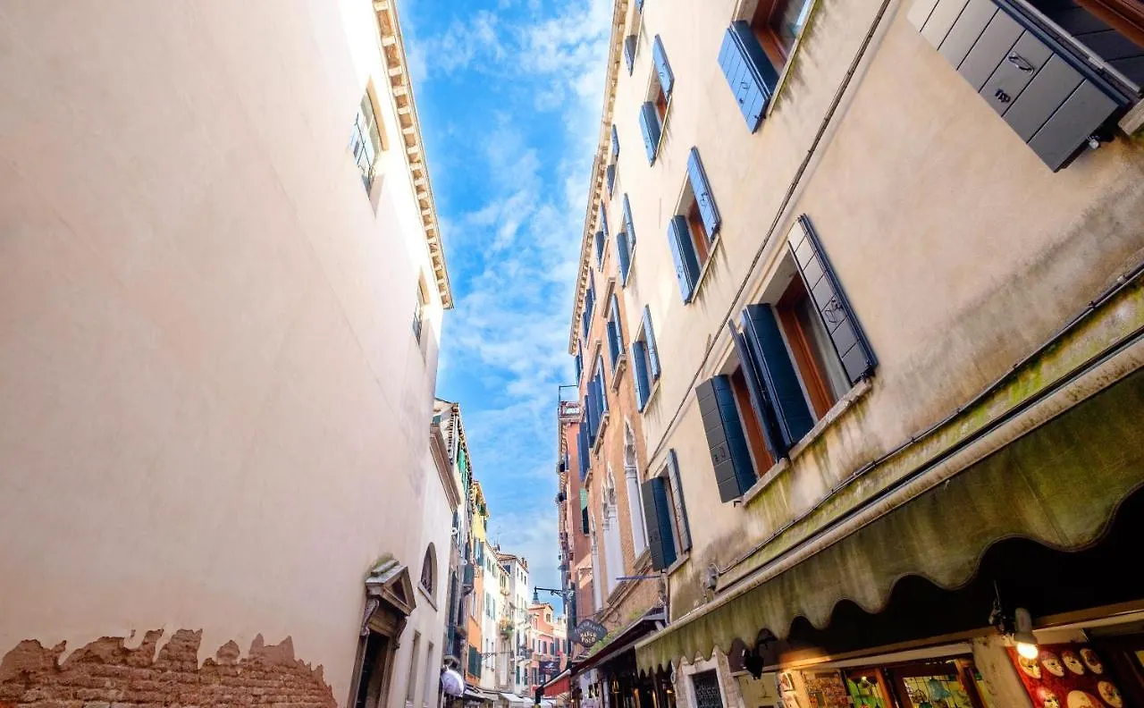The Lion'S House Apt3 Apartment Venice 0*,  Italy